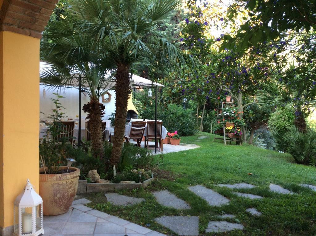 L'Acacia B&B Pietra Ligure Dış mekan fotoğraf