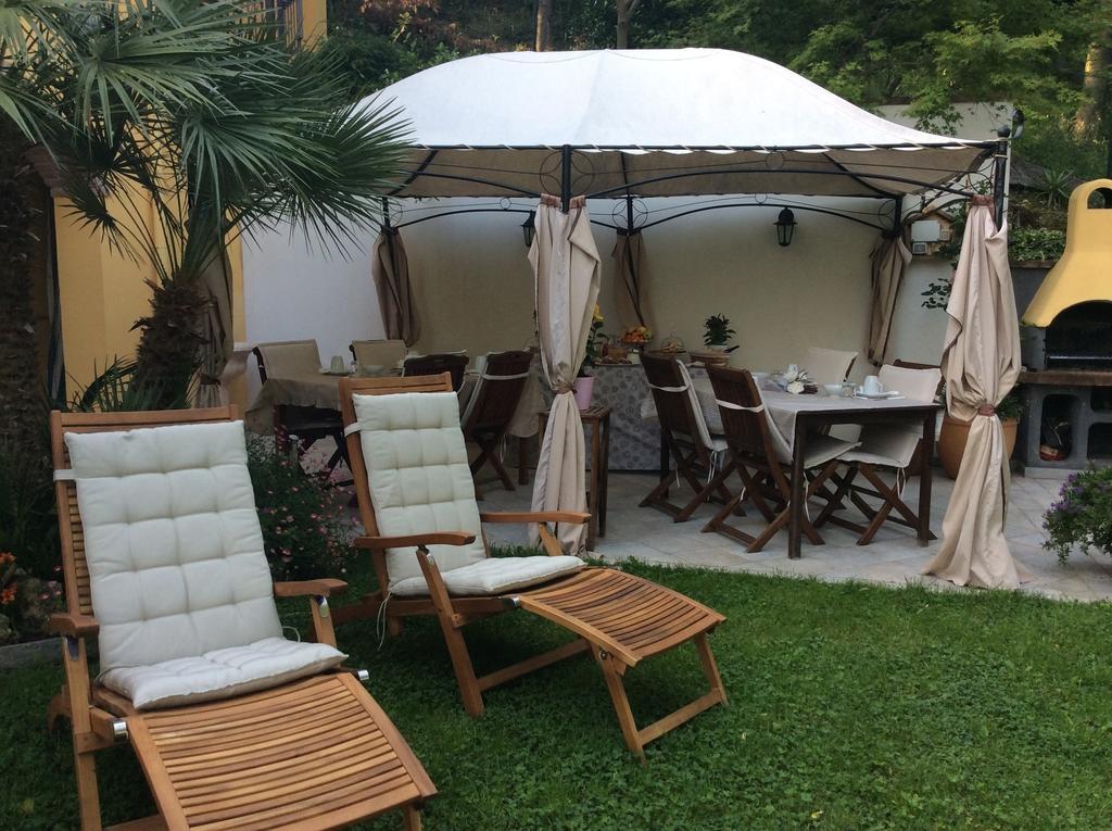 L'Acacia B&B Pietra Ligure Dış mekan fotoğraf
